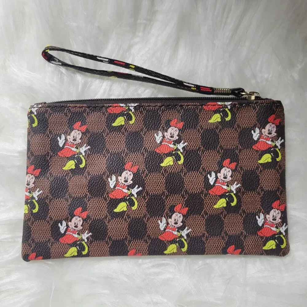 Minnie Mouse Design Wristlet